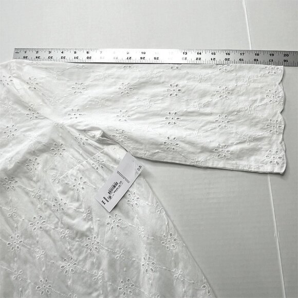 Liz Claiborne Eyelet Top sz M 3/4 Sleeve White Cottagecore Peasant Romantic NWT - Picture 7 of 7